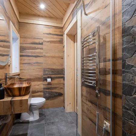 فندق مبيت وإفطار Dom Tatrzanski Ewa كوشتيليسكا